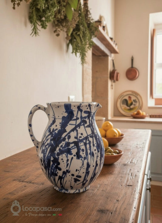 Brocca in ceramica pugliese - decoro Macchia
