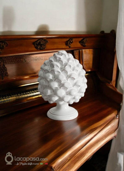 Pigna-in-ceramica-bianca-h15cm - Lacapasa.com